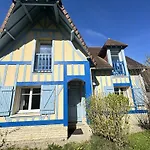 Grande Avec Jardin, Proche Et Centre De - Fr-1-487-310