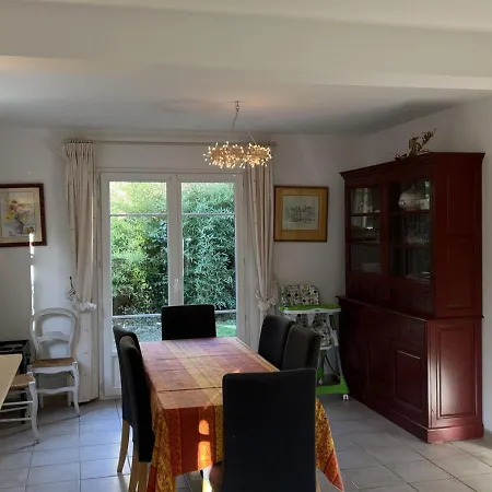 펜션 Grande Avec Jardin, Proche Et Centre De - Fr-1-487-310 *