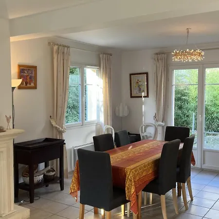Grande Avec Jardin, Proche Et Centre De - Fr-1-487-310 * Villers-sur-Mer