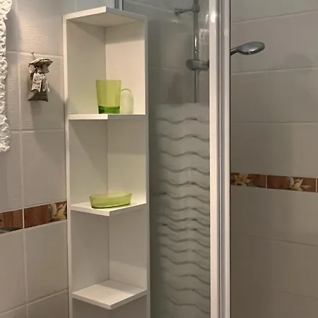 Grande Avec Jardin, Proche Et Centre De - Fr-1-487-310 Tatil Evi