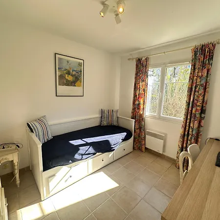 Grande Avec Jardin, Proche Et Centre De - Fr-1-487-310 Ferienhaus *