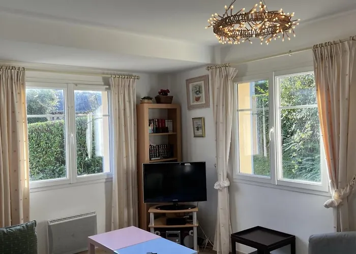 Grande Avec Jardin, Proche Et Centre De - Fr-1-487-310 Holiday home Villers-sur-Mer