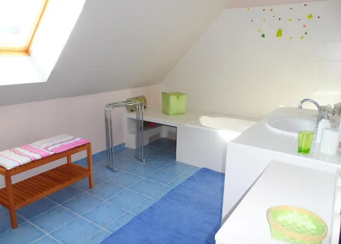 Grande Avec Jardin, Proche Et Centre De - Fr-1-487-310 Casa vacanze